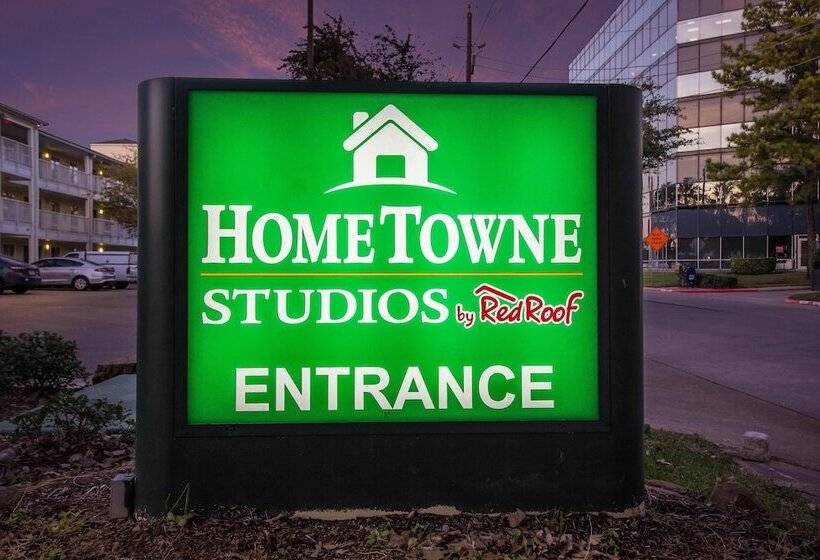 בית מלון כפרי Hometowne Studios By Red Roof Houston   Northwest