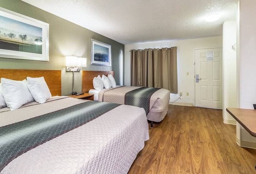 בית מלון כפרי Hometowne Studios By Red Roof Houston   Northwest