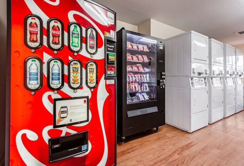 בית מלון כפרי Studio 51 Extended Stay