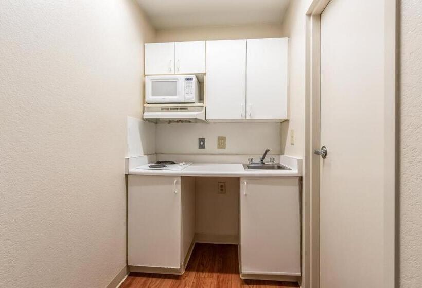 בית מלון כפרי Studio 51 Extended Stay