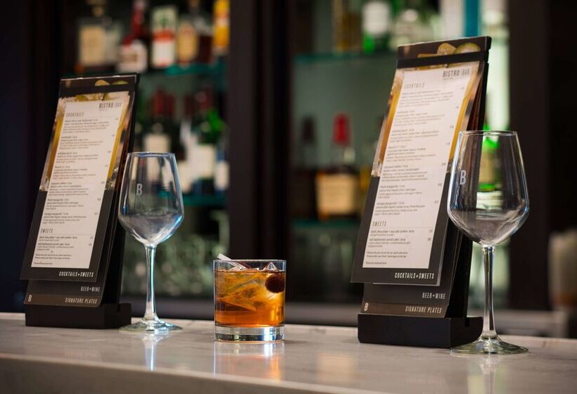 בית מלון כפרי Sonesta Select Phoenix Camelback