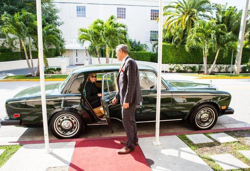 Отель The Chesterfield  Palm Beach
