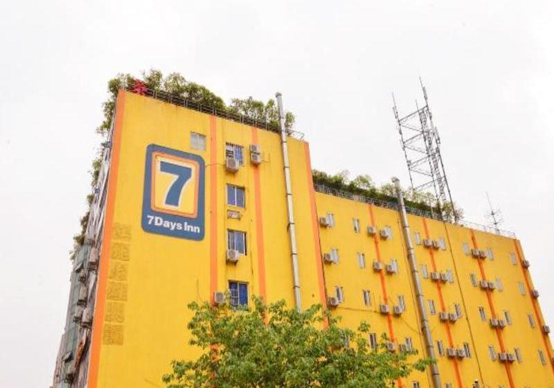 호텔 7days Premium Chengdu Middle Kehua Road Sichuan University South Gate