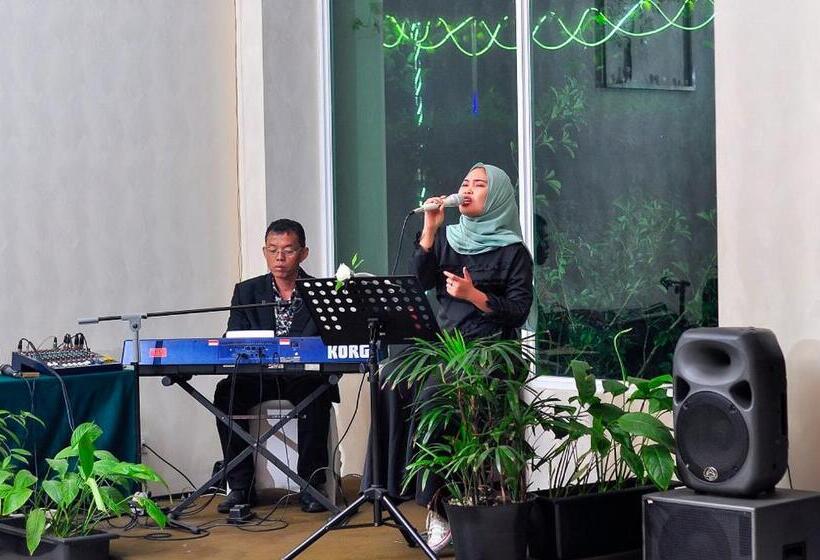 Daima Hotel Padang