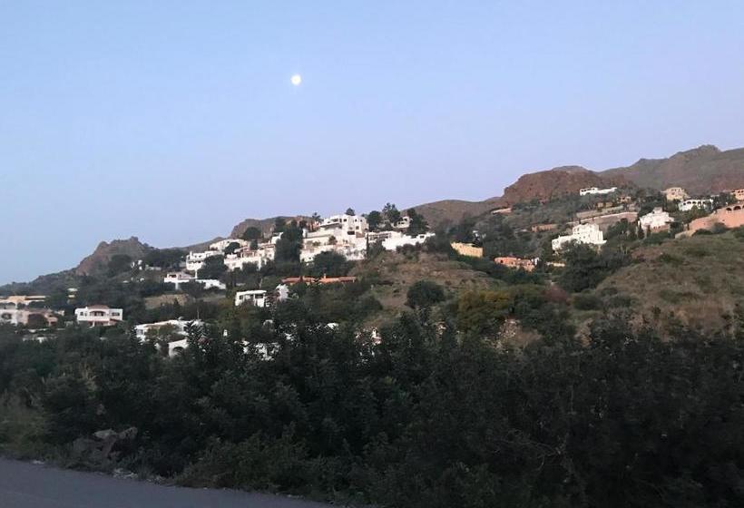 پانسیون Hospedería Ancladero