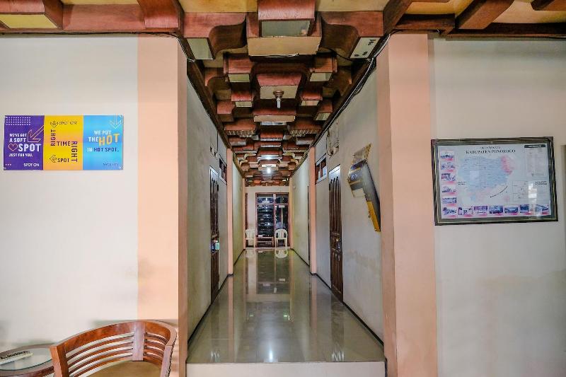 ホテル Spot On 1761  Dirgahayu