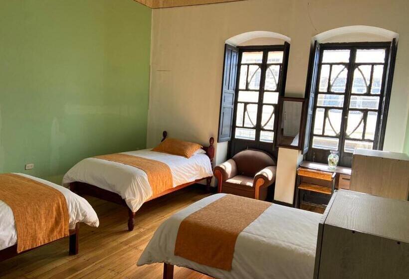 تختخواب و صبحانه Villa Bonita Hostel