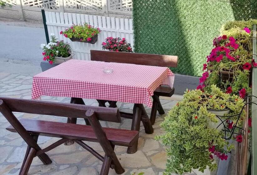 مُتل Vaš Kutak   Sobe Lux Za Izdavanje