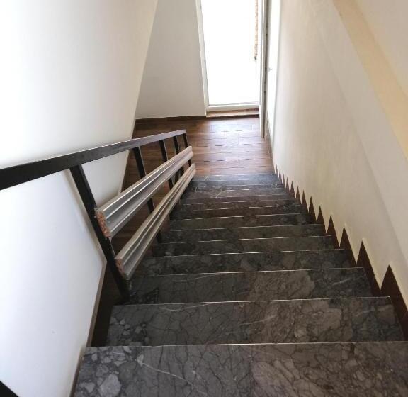 مُتل Vaš Kutak   Sobe Lux Za Izdavanje