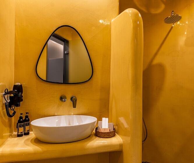 Perla Nera Suites