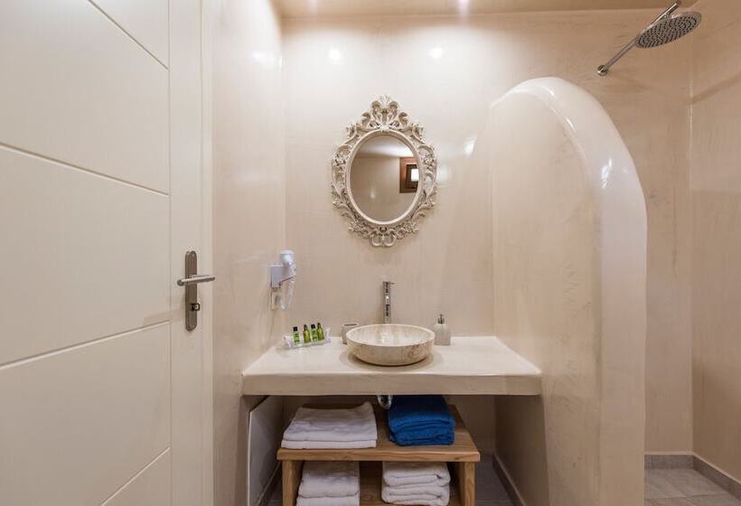 Perla Nera Suites