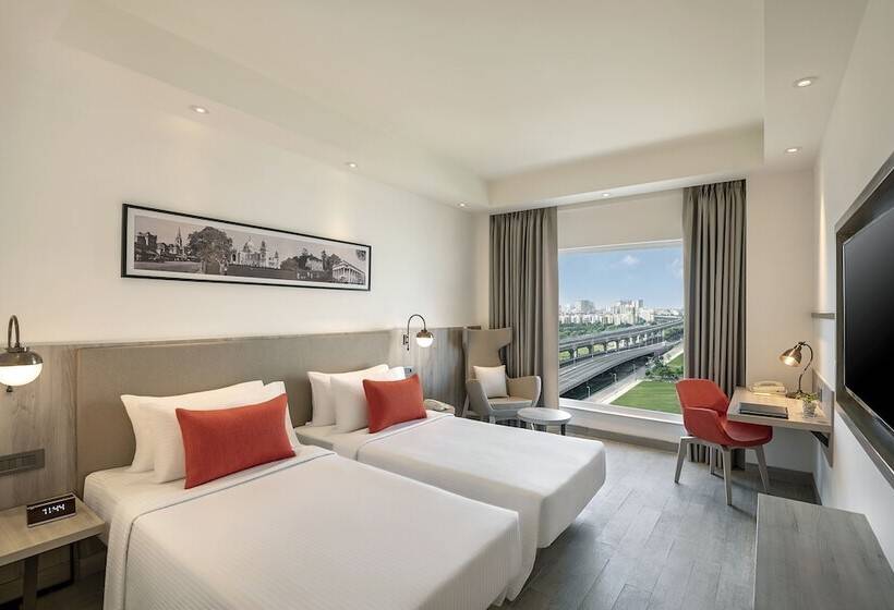 Отель Lemon Tree Premier New Town Kolkata