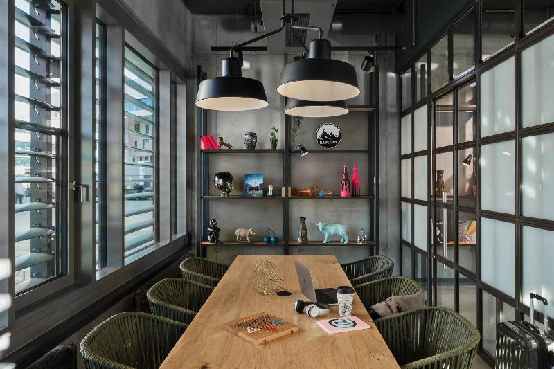 בית מלון כפרי Moxy Munich Ostbahnhof