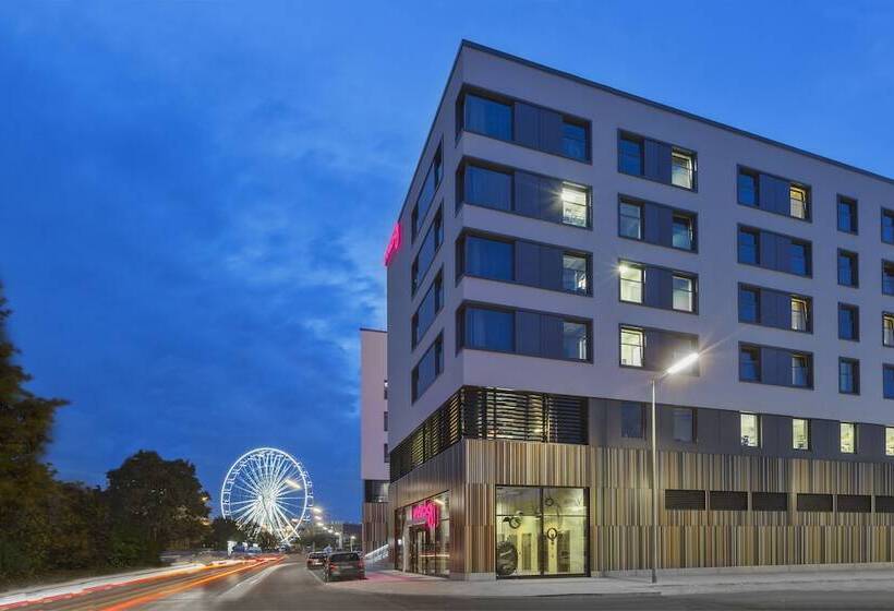 בית מלון כפרי Moxy Munich Ostbahnhof