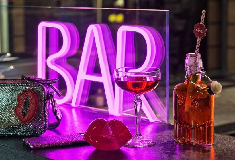 בית מלון כפרי Moxy Munich Ostbahnhof