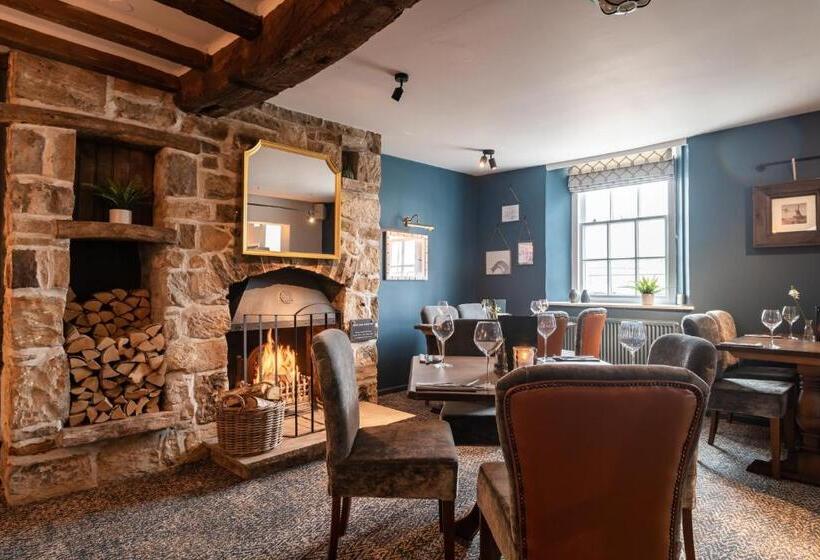 호텔 The Hawes Inn By Innkeeper S Collection