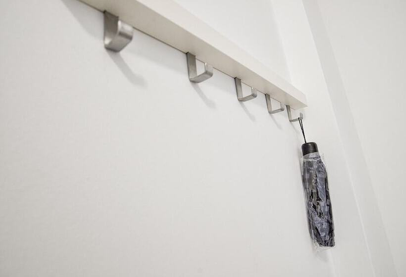 Metropole Apartments Old Town