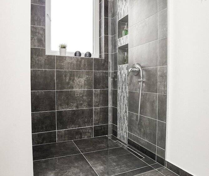 Metropole Apartments Old Town