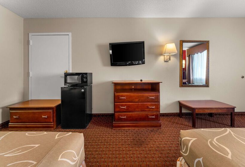 فندق Americas Best Value Inn Montezuma