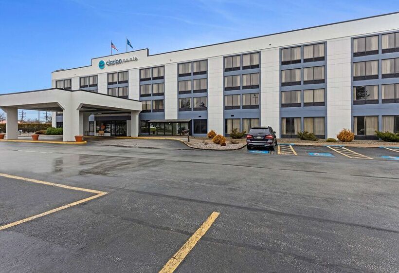 فندق Clarion Pointe Near Erie Casino