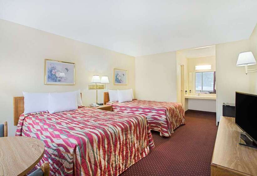 فندق Days Inn By Wyndham Bristol Parkway