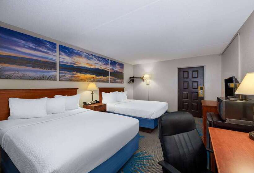 Отель Days Inn By Wyndham Casper