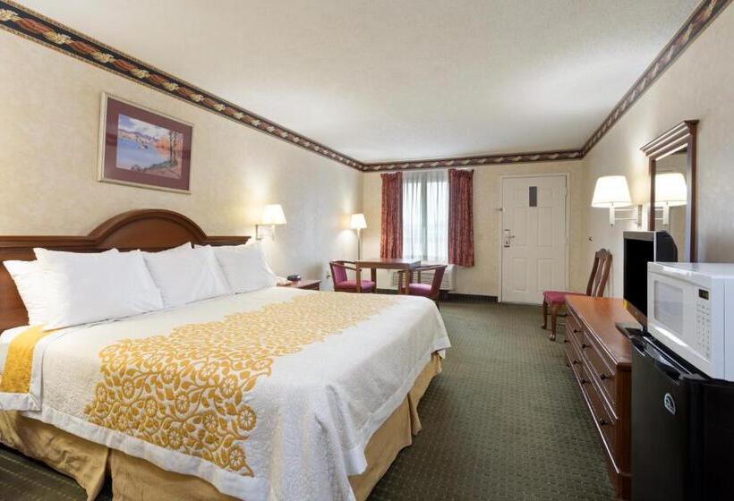 호텔 Days Inn By Wyndham Clinton