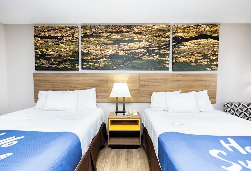 هتل Days Inn By Wyndham Dayton Huber Heights Northeast