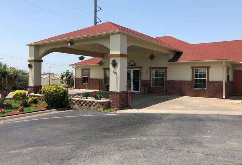 호텔 Days Inn By Wyndham Gainesville