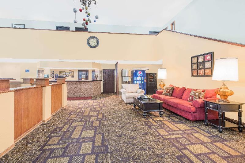 هتل Days Inn By Wyndham Lamar