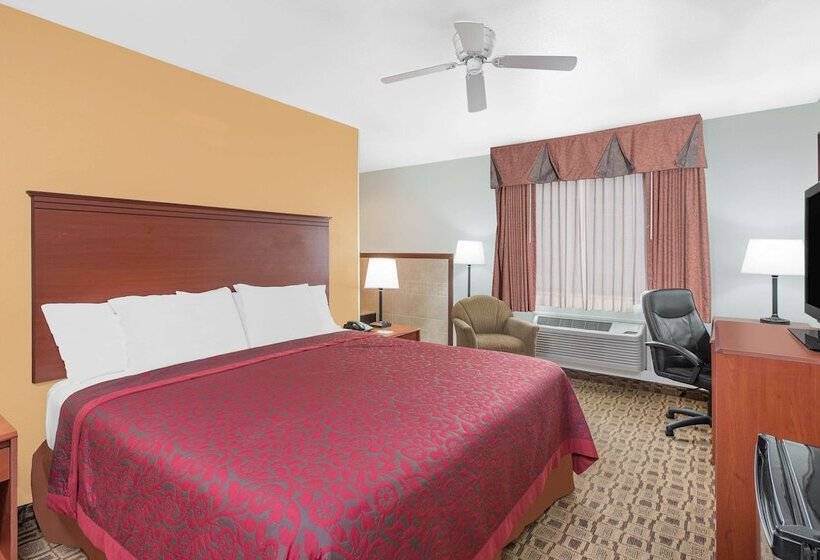 هتل Days Inn By Wyndham Lamar