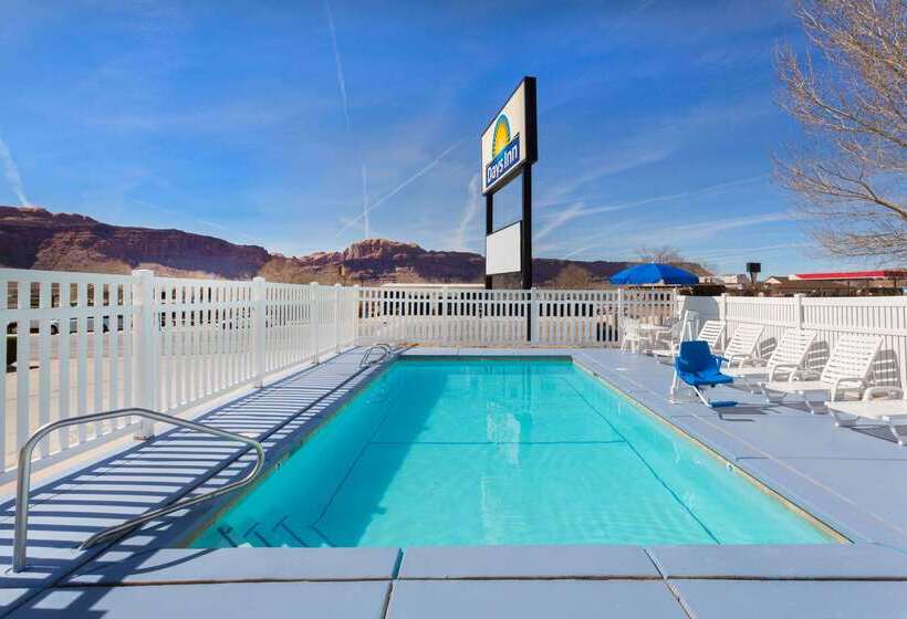 هتل Days Inn By Wyndham Moab