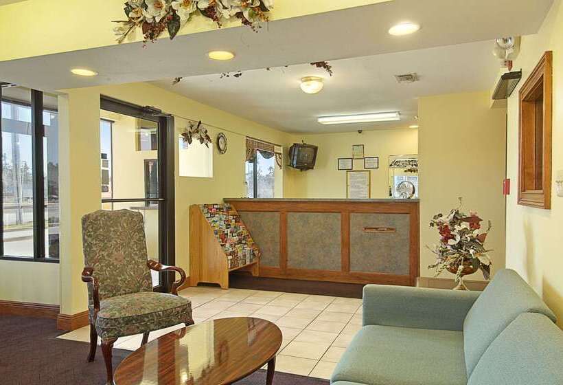 هتل Days Inn By Wyndham Ocean Springs