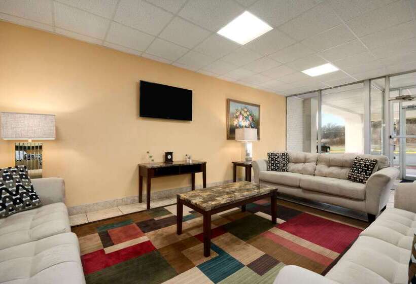 בית מלון כפרי Days Inn By Wyndham Shelby