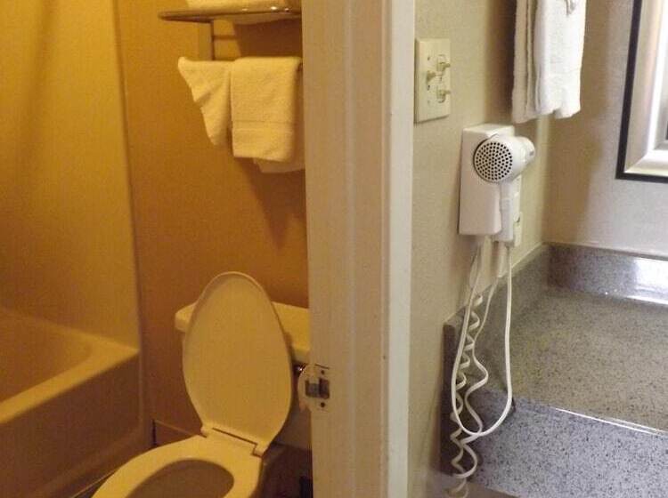 هتل Executive Inn Kilgore