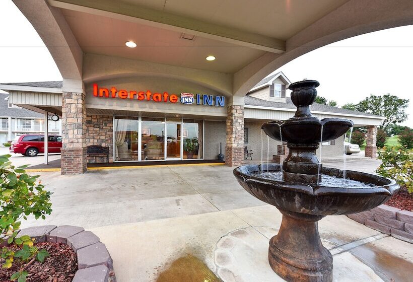 בית מלון כפרי Interstate Inn