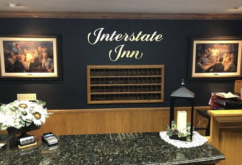 בית מלון כפרי Interstate Inn
