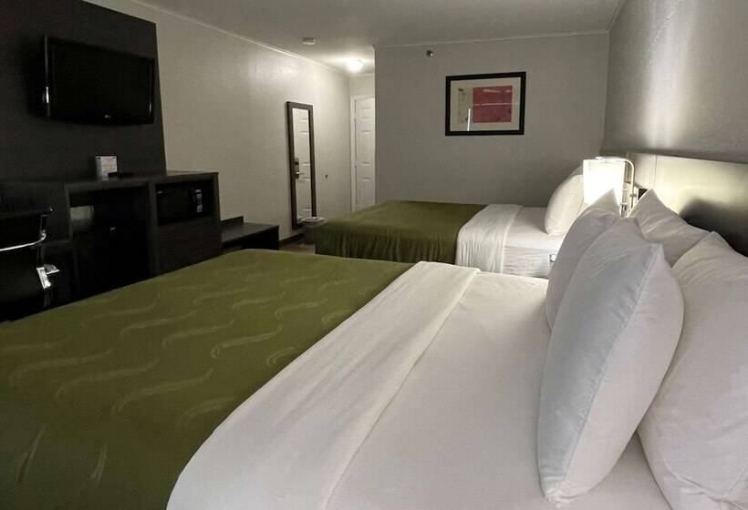 호텔 Quality Inn Merrimack  Nashua