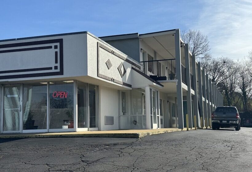 汽车旅馆  Red Carpet Inn & Suites   Danville