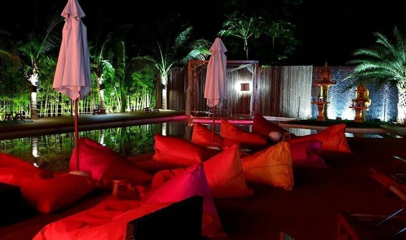 Walking Street Hostel