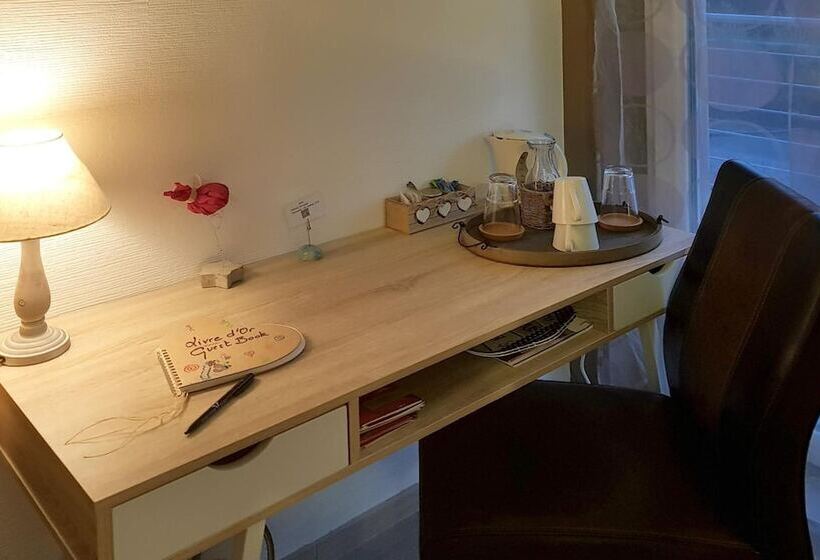 بنسيون La Villa Esterel & Spa