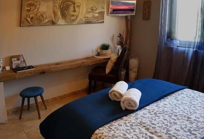 بنسيون La Villa Esterel & Spa