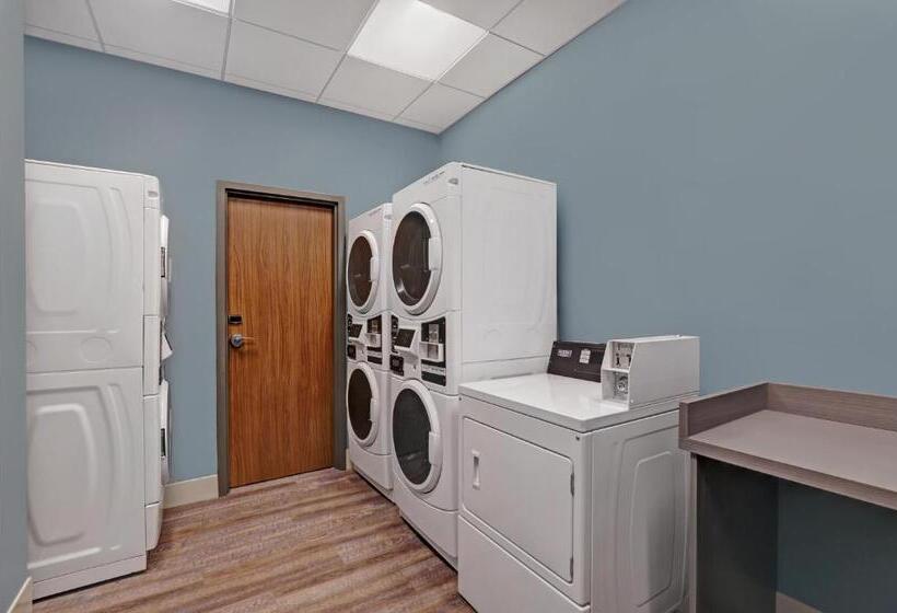 فندق Holiday Inn Express   Kingston West, An Ihg