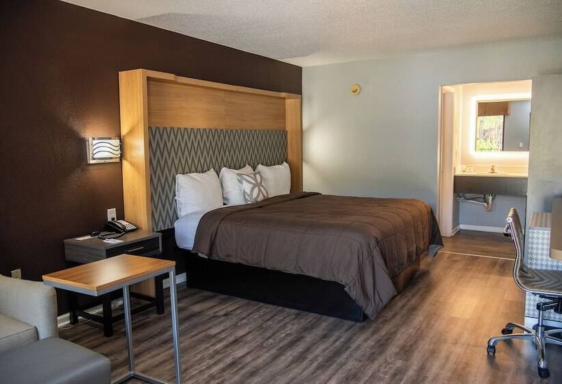 ホテル Columbus Inn And Suites