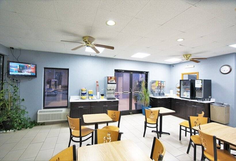 ホテル Columbus Inn And Suites