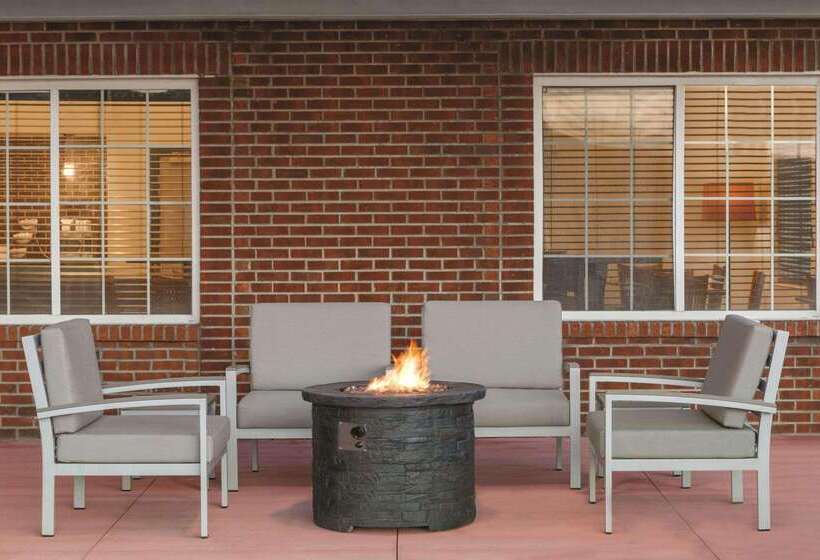 هتل Country Inn & Suites By Radisson, London, Ky