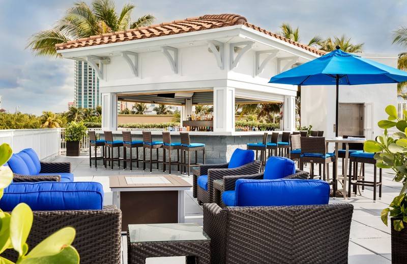 هتل Courtyard by Marriott Fort Lauderdale Beach