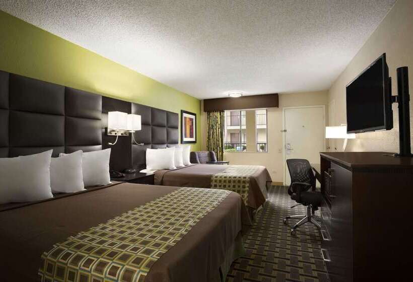 هتل Days Inn By Wyndham Dallas Irving