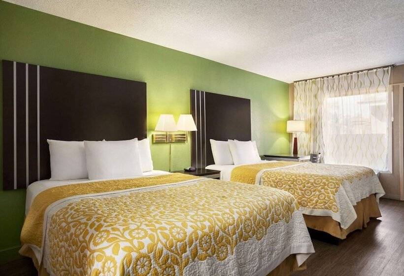 فندق Days Inn By Wyndham Hardeeville/ I95 State Line