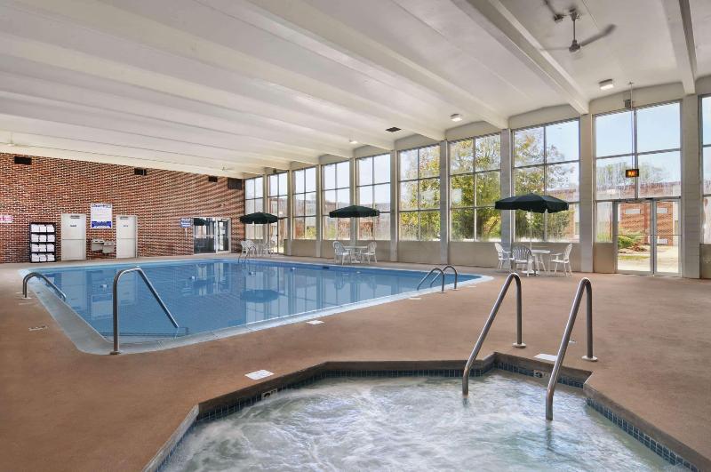 酒店 Norwood Inn & Suites La Crosse